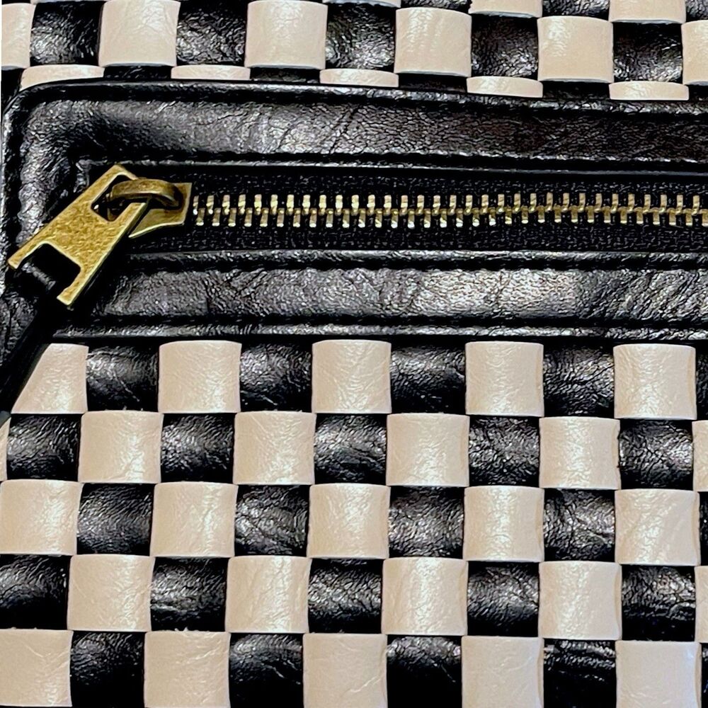 Universal Thread Checkered Camera Crossbody Bag - image 2